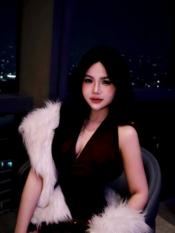 lyhythuedoxinh instagram image archive image
