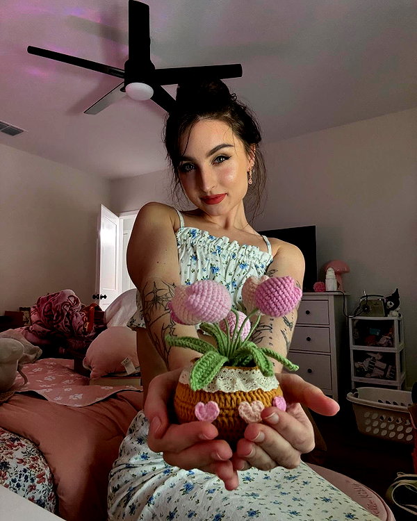 beebeeasmr18 instagram image archive image
