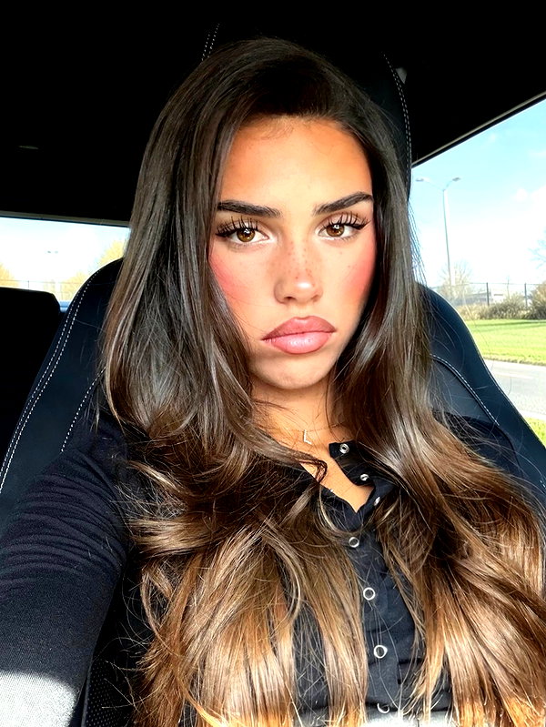 leahhalton instagram image archive image