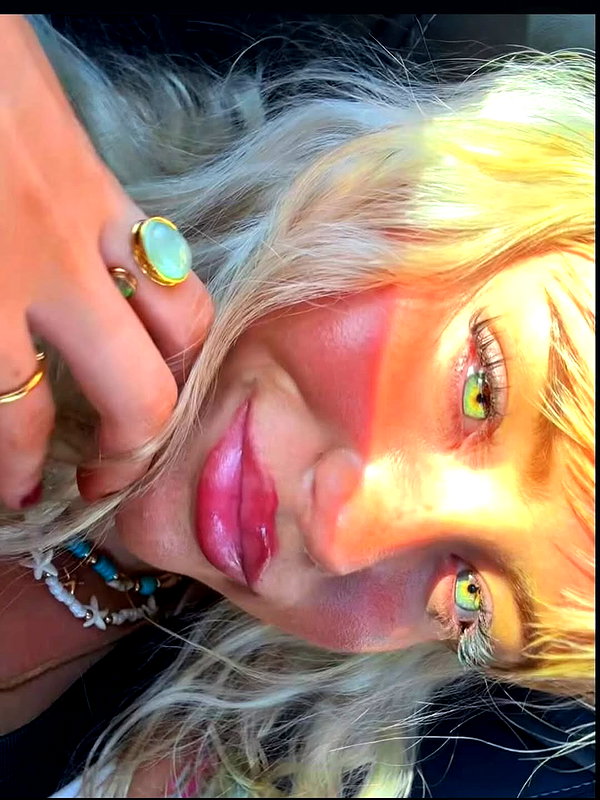 uhgdolls uhgdolls archive image