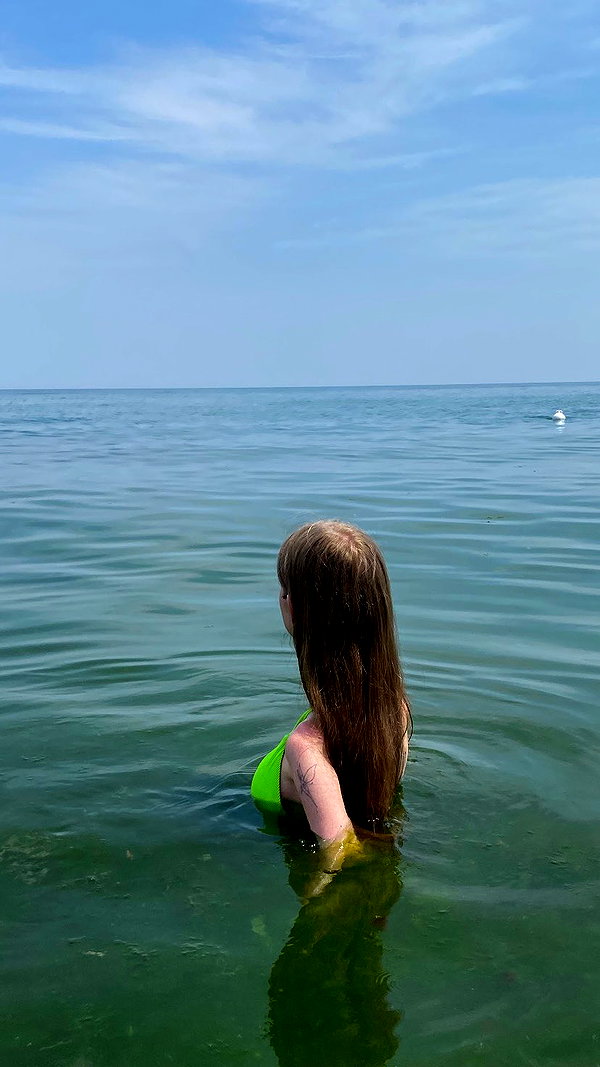 kristti.a instagram image archive image