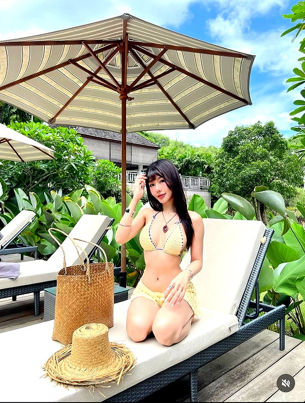 lyhythuedoxinh instagram image archive image