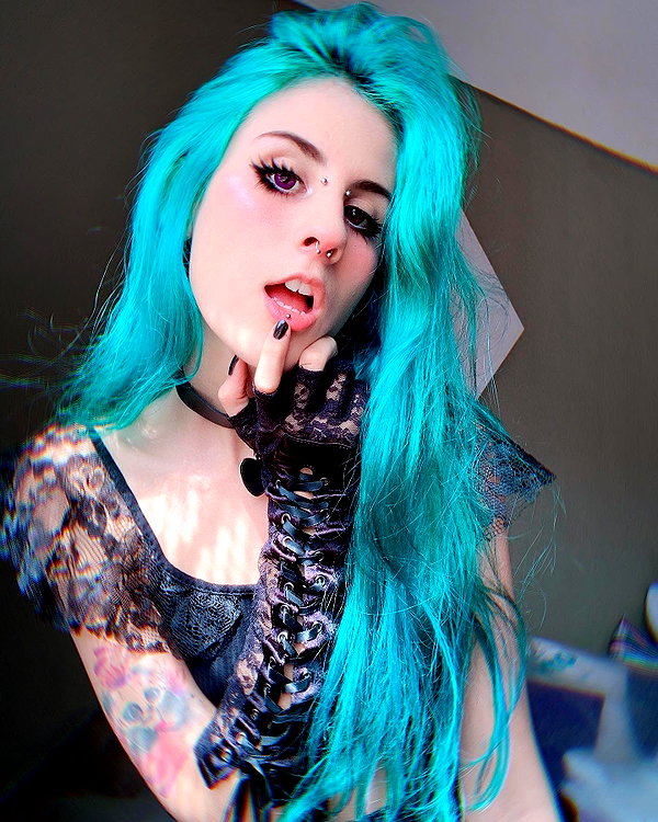 jadelaverne instagram image archive image
