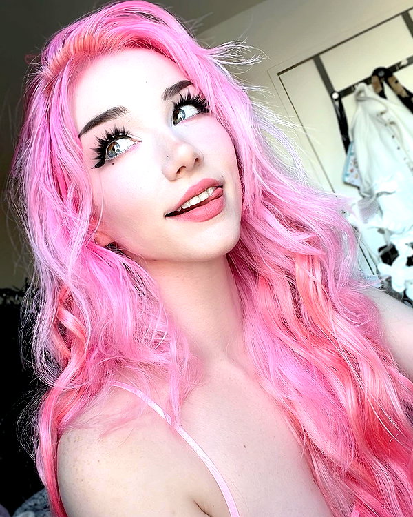 danielle.mercedie instagram image archive image