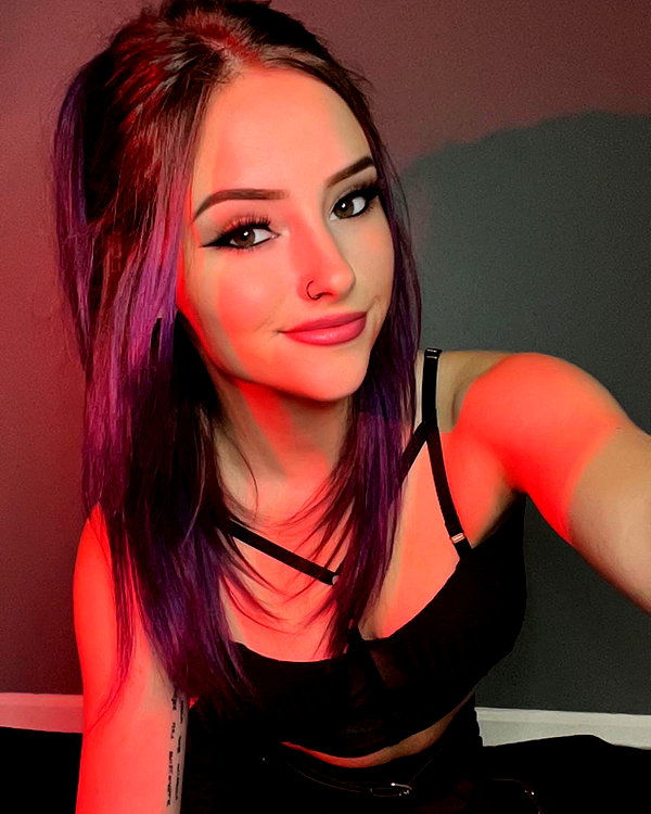 megann_eliizabeth instagram image archive image