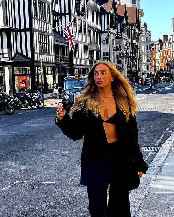 Archived image from @edenharper on Instagram