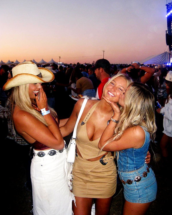 iamsydneythomas instagram image archive image