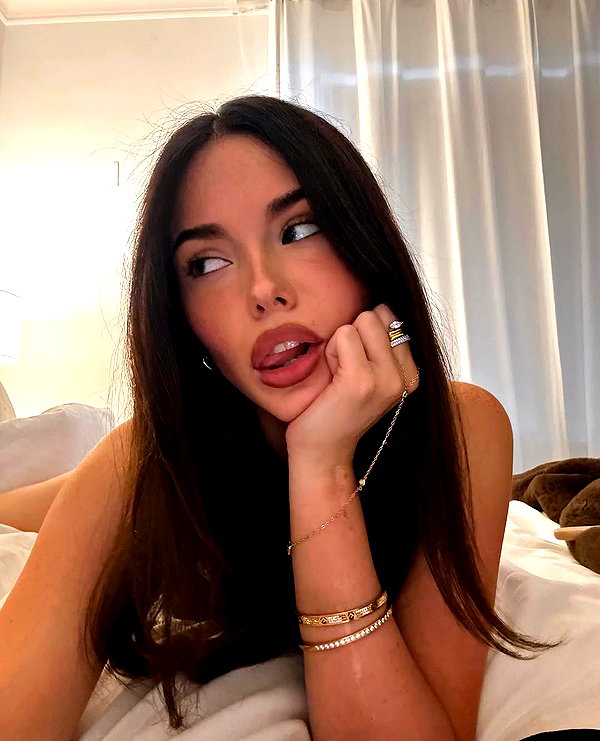 clarissabeaa instagram image archive image
