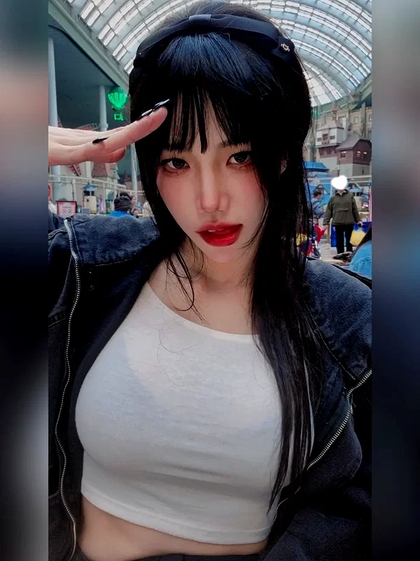 bora__look instagram image archive image