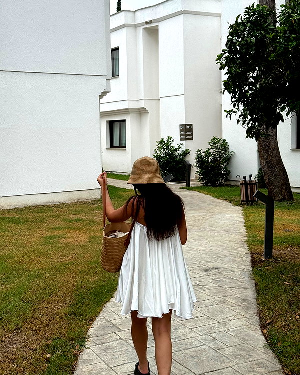 alishevs instagram image archive image