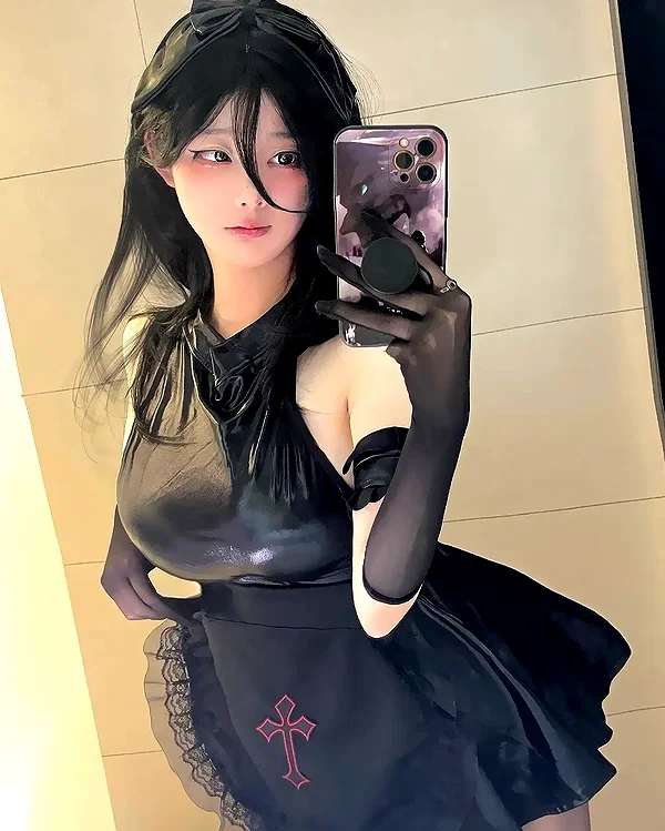 yingyinng_ instagram image archive image