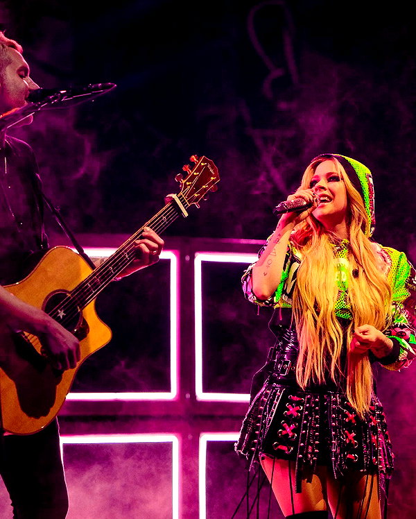 avrillavigne instagram image archive image