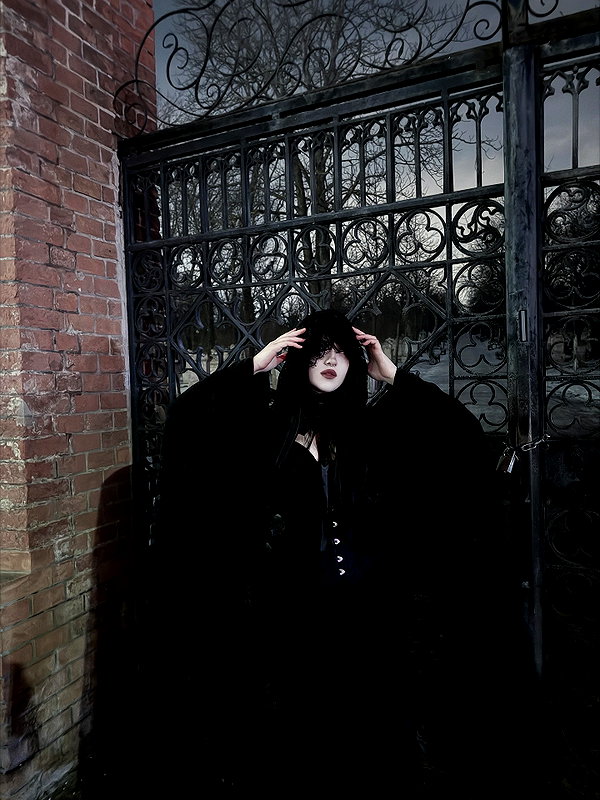 andasrose instagram image archive image