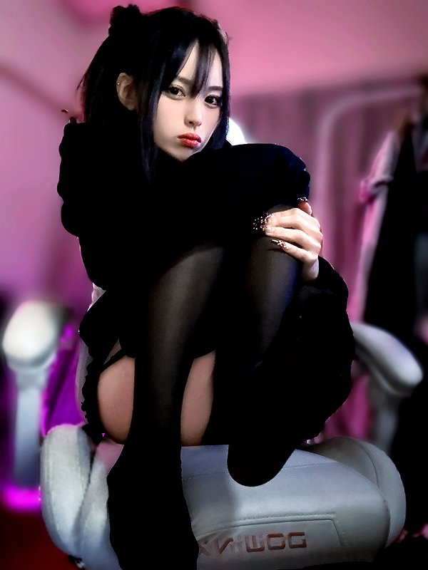 yamikumo_leisa instagram image archive image