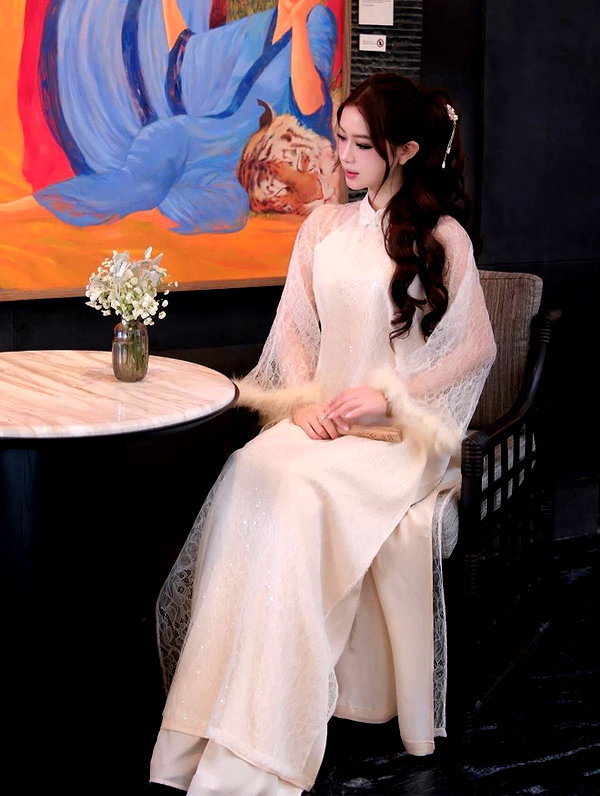 lyhythuedoxinh instagram image archive image