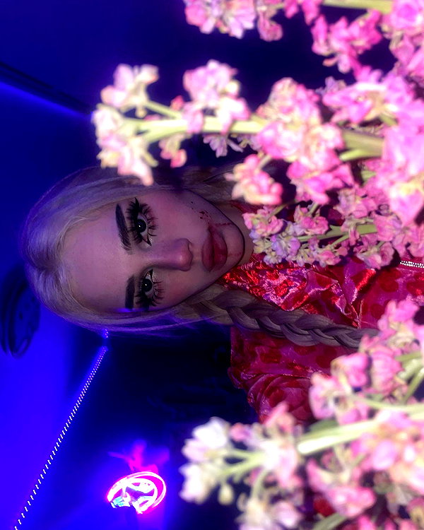 vik4au instagram image archive image