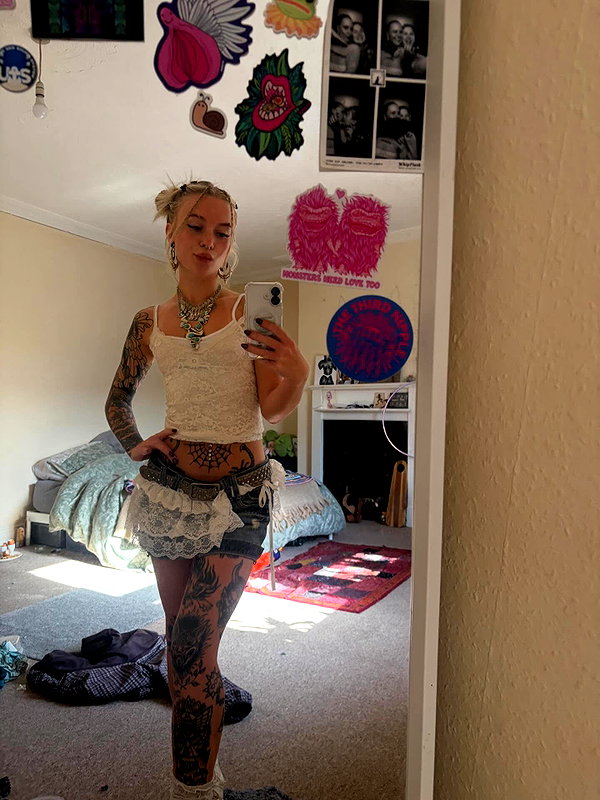 charley.chambers instagram image archive image