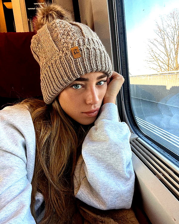 annezivi instagram image archive image
