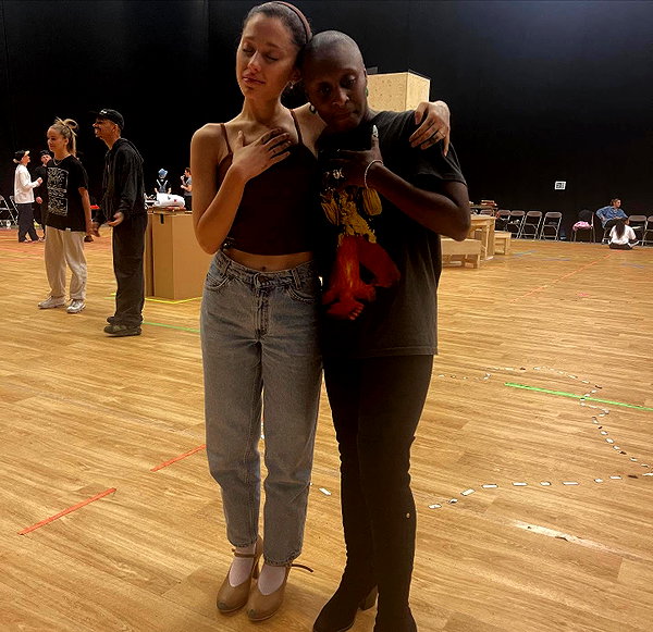 arianagrande instagram image archive image