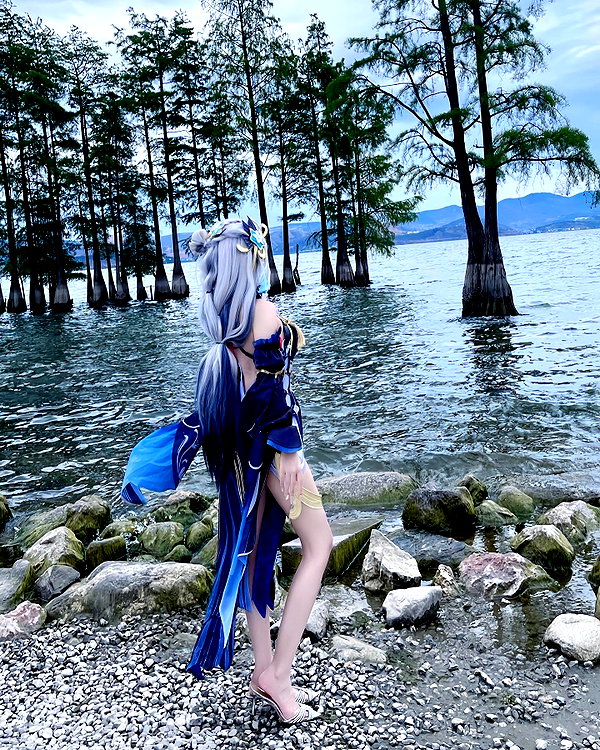 gallery_cosplayer instagram image archive image