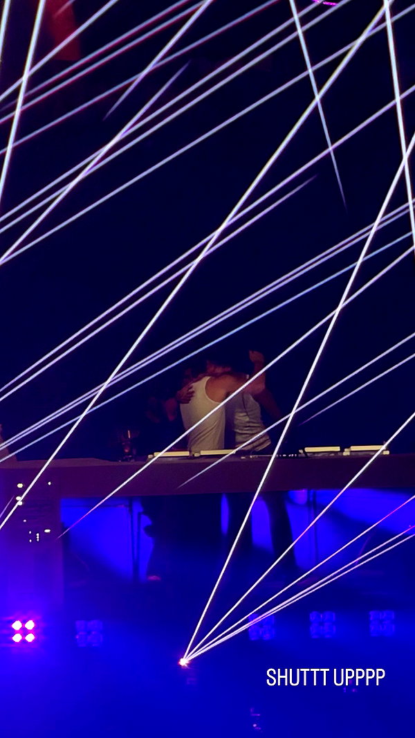 Archived image from @noa.burshtein on Instagram