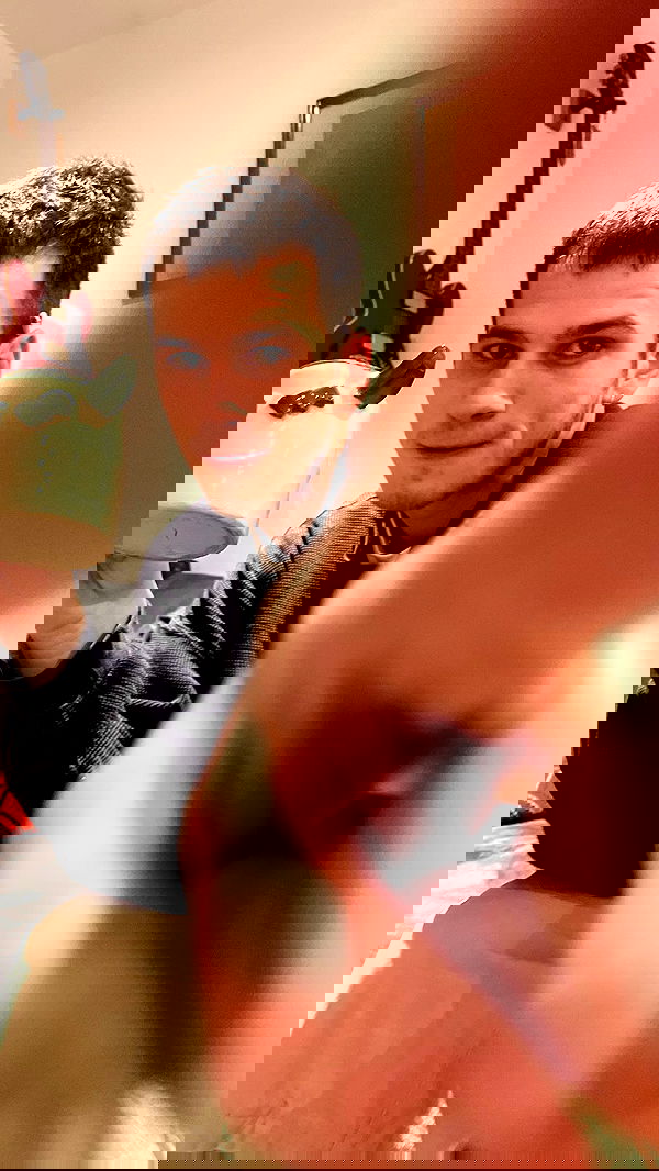 _femalien image ~ Altpins