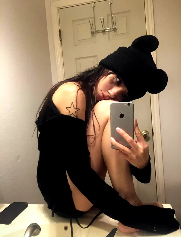 stressedoutnana_ instagram image archive image