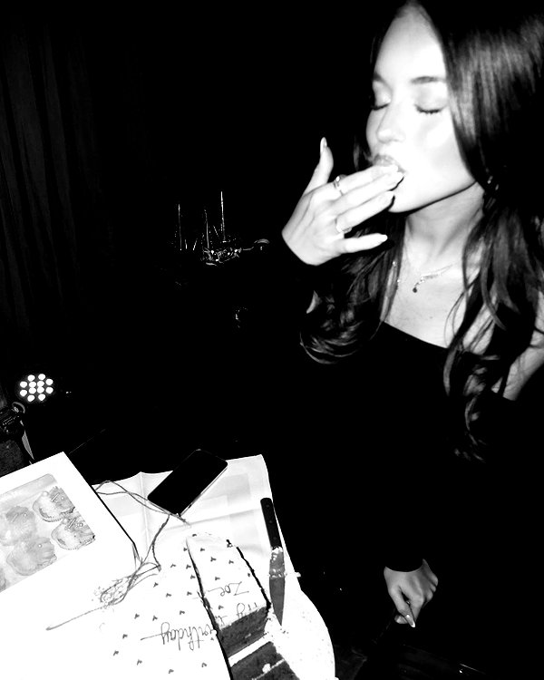 zoeliss instagram image archive image