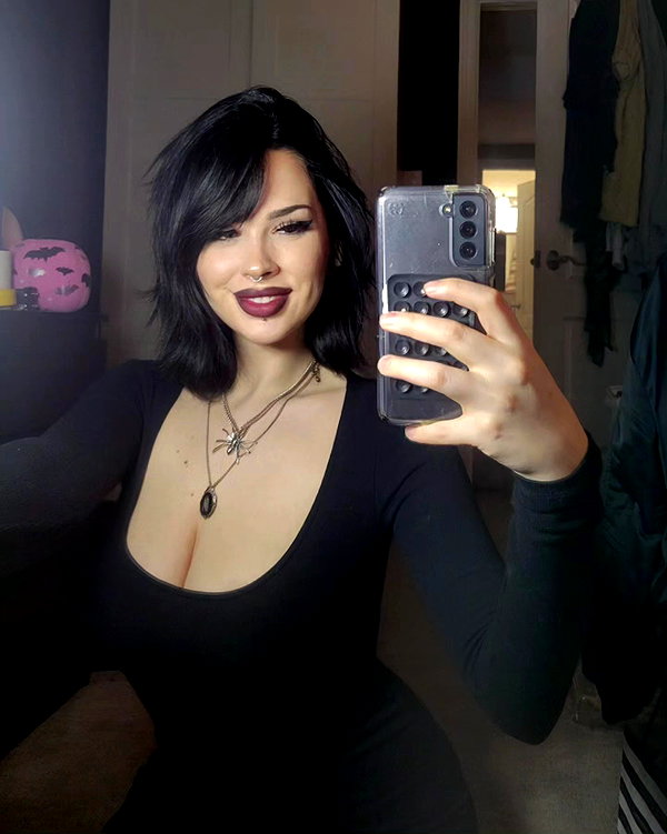 rixiadigivolved instagram image archive image
