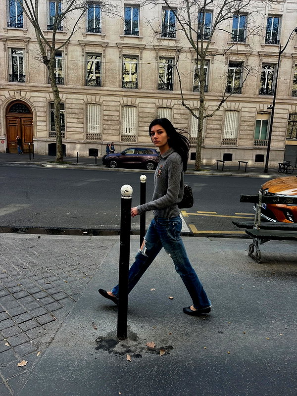 reneeebeller instagram image archive image