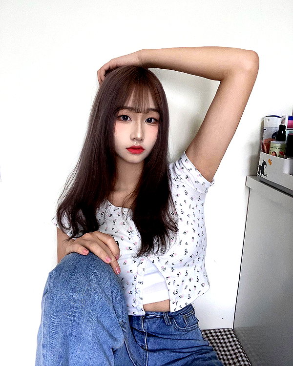 lai_931201 instagram image archive image