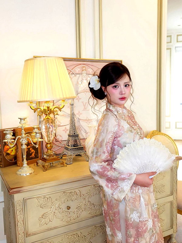 lyhythuedoxinh instagram image archive image