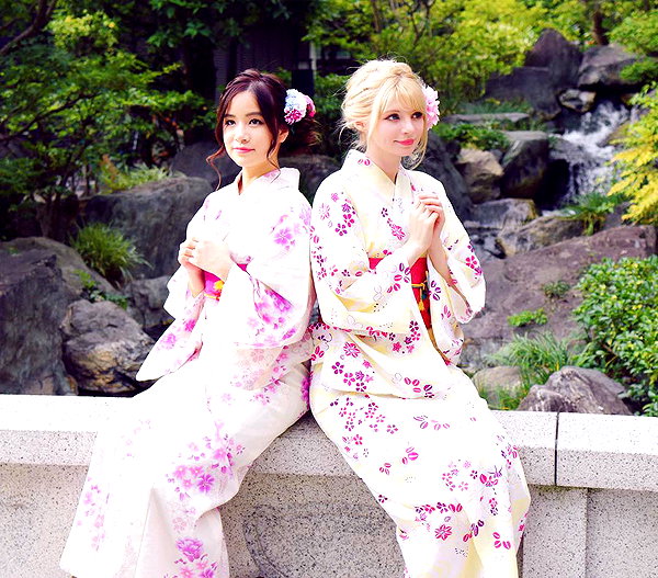 peachmilky_ instagram image archive image