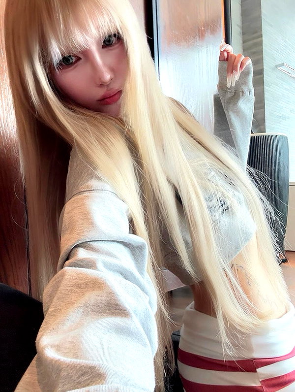 fair_mua instagram image archive image