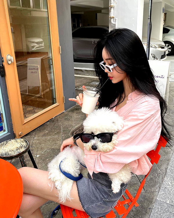 daxbin instagram image archive image