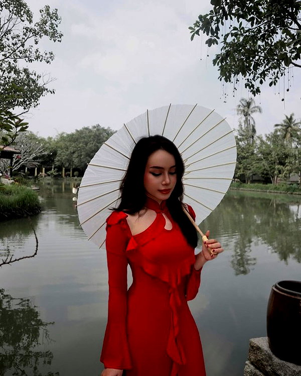lyhythuedoxinh instagram image archive image