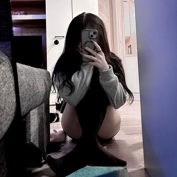 metallic_smack instagram image archive image