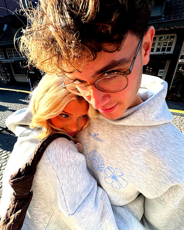 sophiecharlotth instagram image archive image