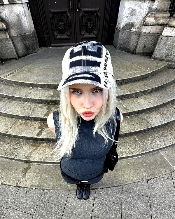 girlcalledluca instagram image archive image