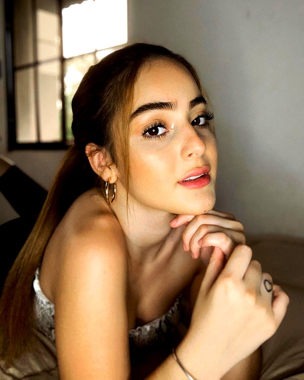 nicollefigueroaa instagram image archive image
