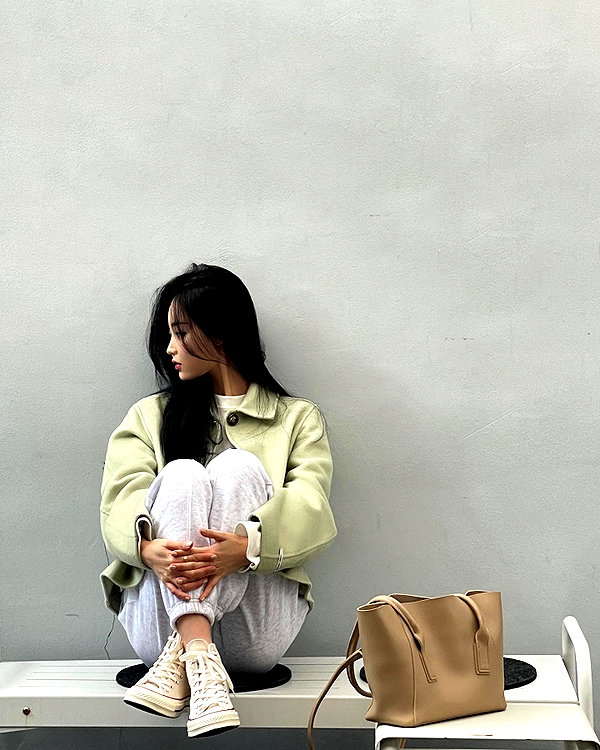 daxbin instagram image archive image