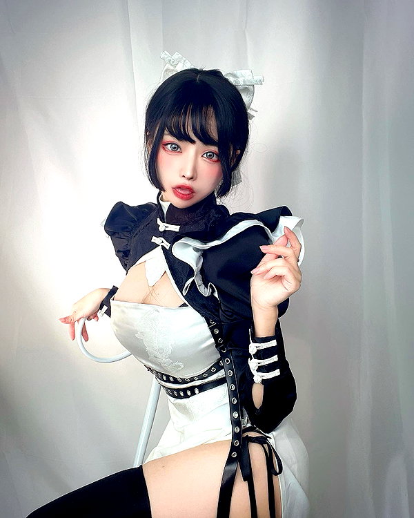 erokochiba instagram image archive image