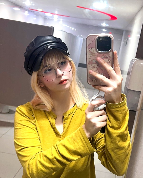 luly1980s instagram image archive image