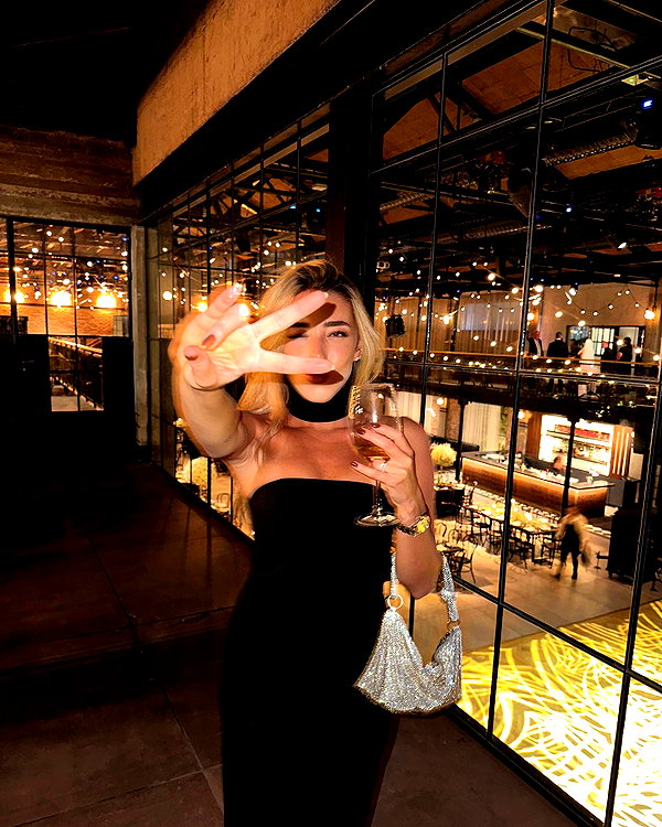 annezivi instagram image archive image