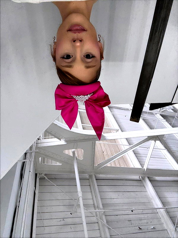 arianagrande instagram image archive image