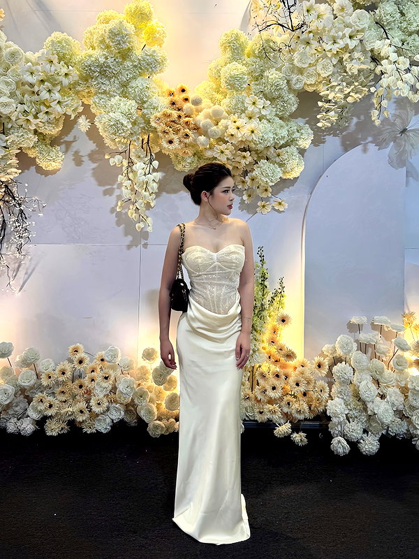 lyhythuedoxinh instagram image archive image