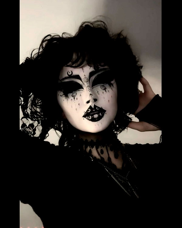 darkblueyoshii instagram image archive image