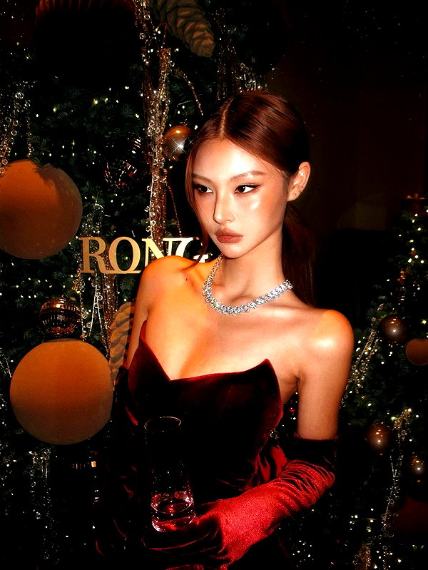 ll.lu1s instagram image archive image