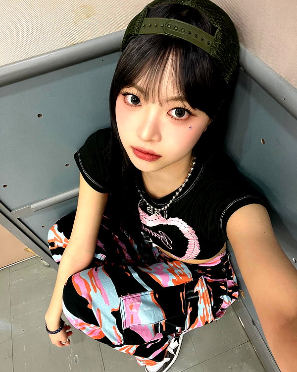 hhh.e_c.v instagram image archive image
