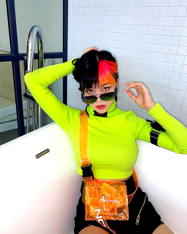 emily.ghoul instagram image archive image